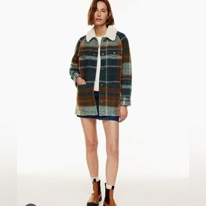 Aritzia Wilfred Pacific Shirt Jacket - size small